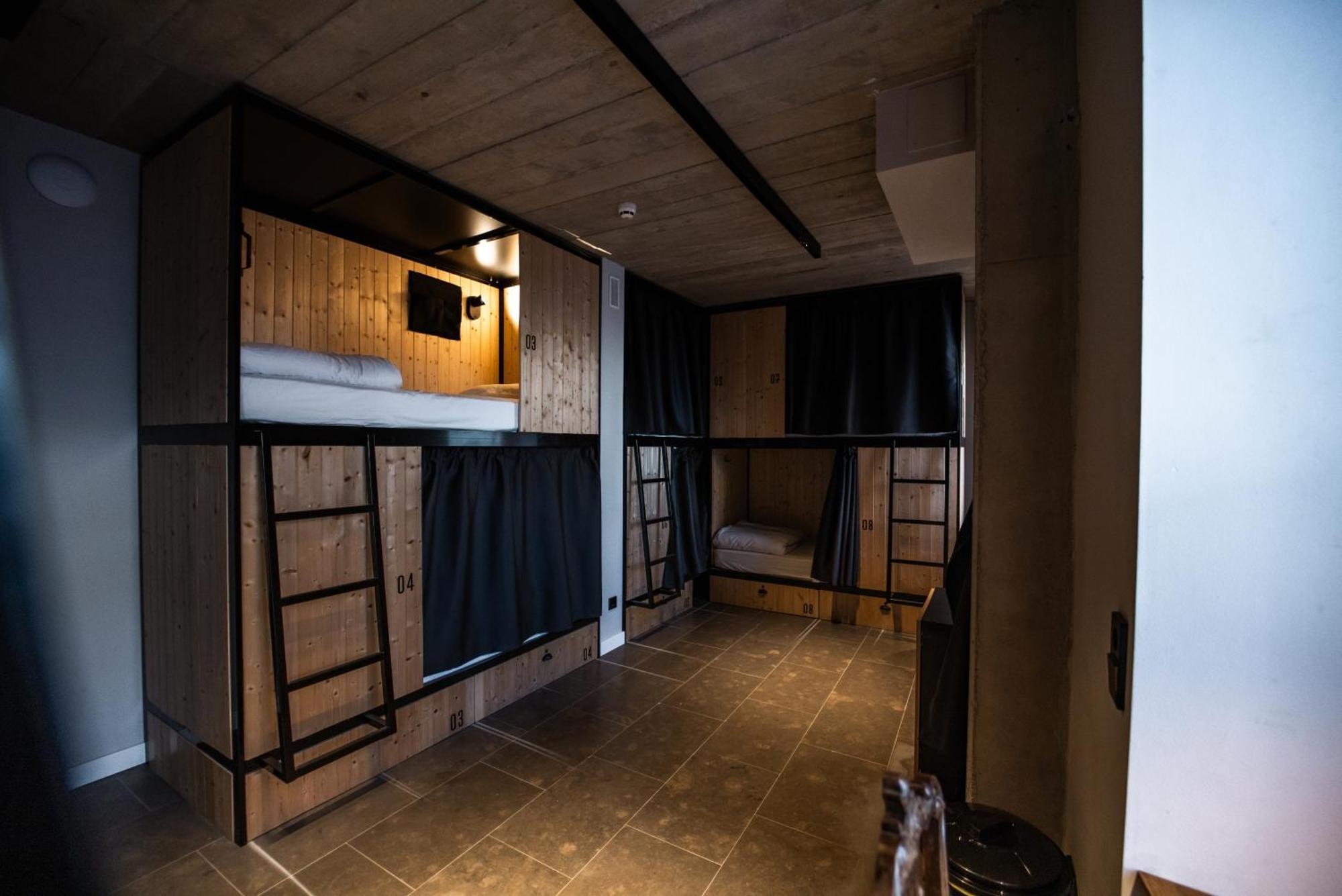 Zarautz Surf House Hostel Eksteriør bilde